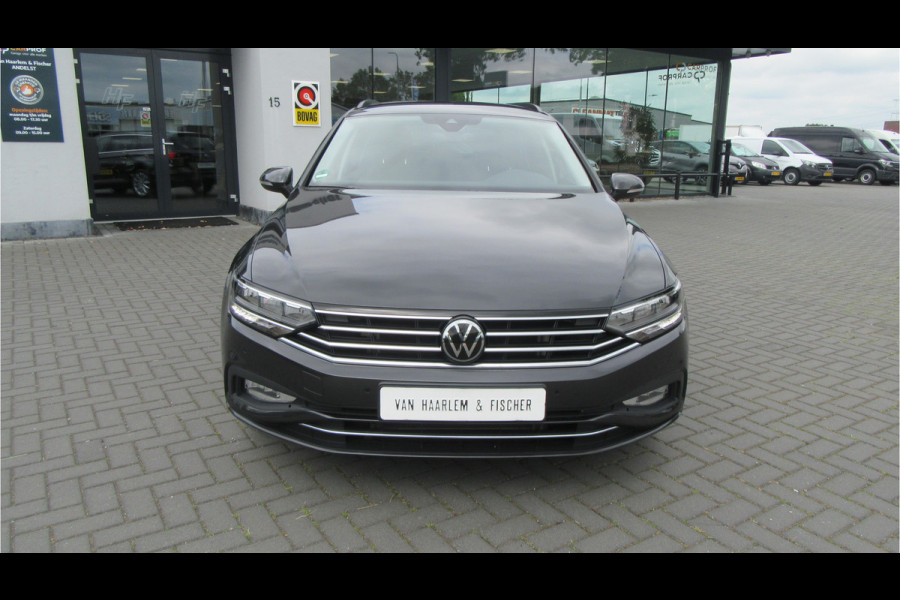 Volkswagen Passat Variant 1.5 TSI 150PK DSG Comfort, Navi, El. Trekhaak, Carplay