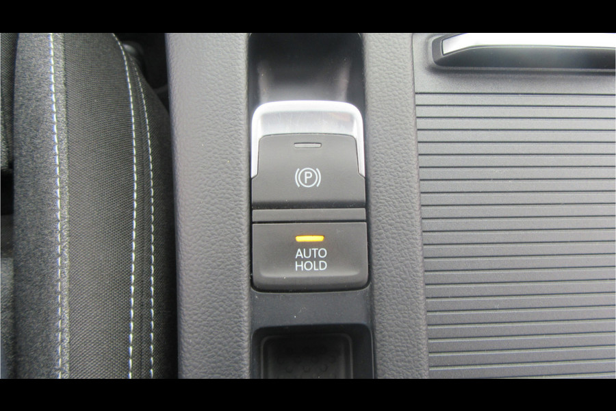 Volkswagen Passat Variant 1.5 TSI 150PK DSG Comfort, Navi, El. Trekhaak, Carplay
