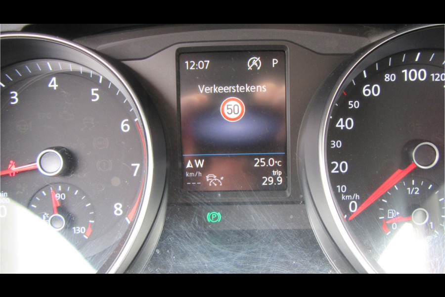 Volkswagen Passat Variant 1.5 TSI 150PK DSG Comfort, Navi, El. Trekhaak, Carplay