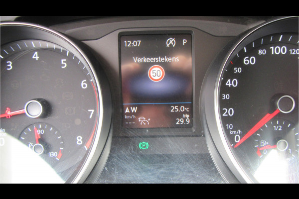 Volkswagen Passat Variant 1.5 TSI 150PK DSG Comfort, Navi, El. Trekhaak, Carplay