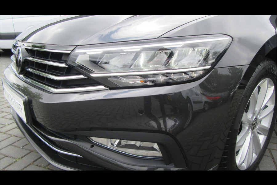 Volkswagen Passat Variant 1.5 TSI 150PK DSG Comfort, Navi, El. Trekhaak, Carplay