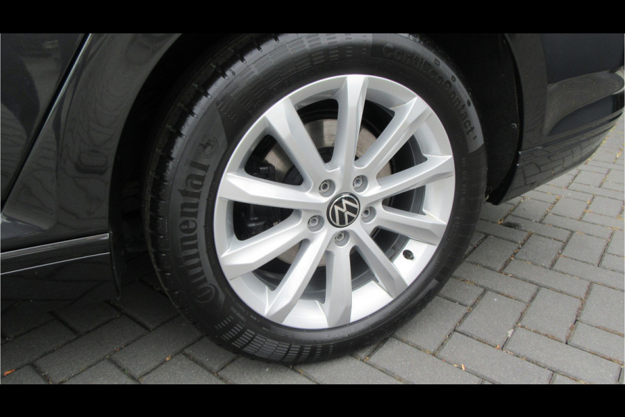 Volkswagen Passat Variant 1.5 TSI 150PK DSG Comfort, Navi, El. Trekhaak, Carplay
