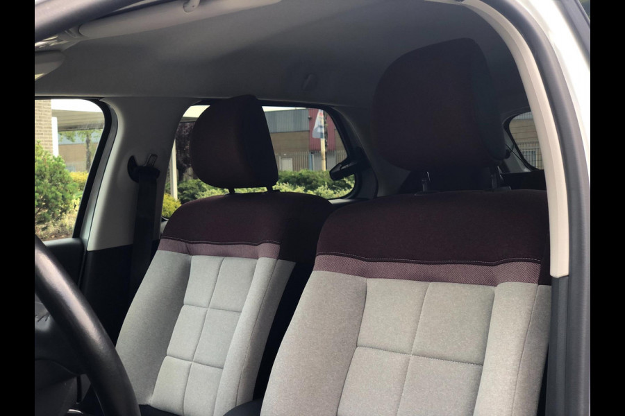 Citroën C4 Cactus 1.2 PureTech Shine | Navi, Carplay/Android, Camera, Airco, Keyless | Dealeronderhouden |