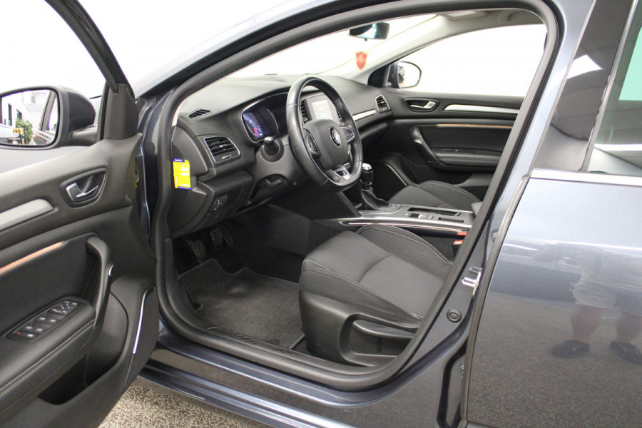 Renault MEGANE Estate 1.3 TCe GT-Line
