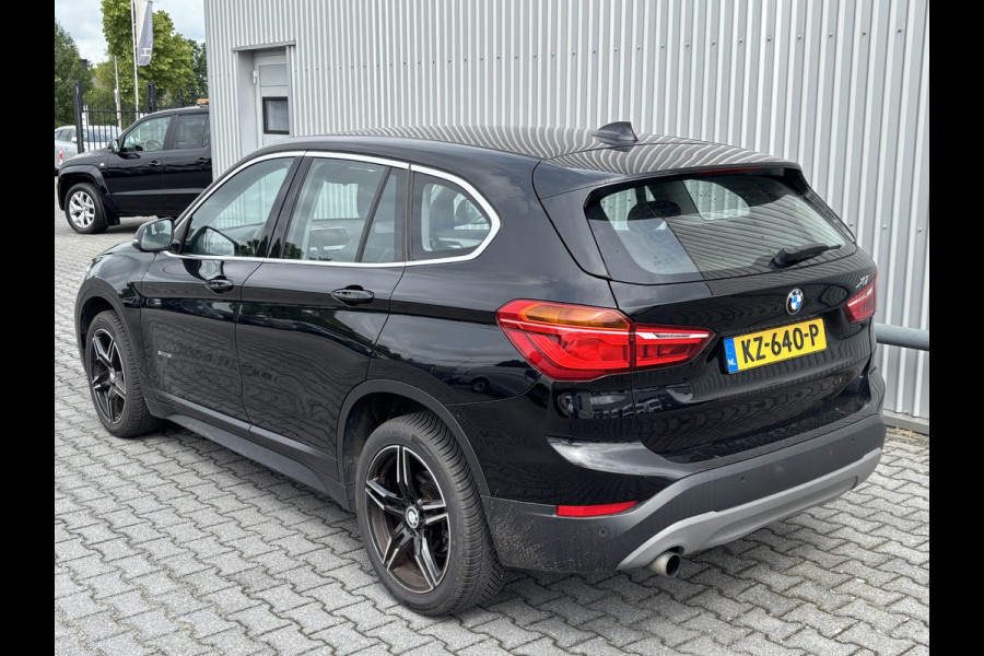 BMW X1 sDrive18i Centennial Executive*NAVI*SPORTSTOEL*ECC