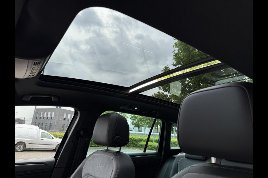 Volkswagen Tiguan 1.4 TSI eHybrid R-Line PANORAMADAK +TREKHAAK