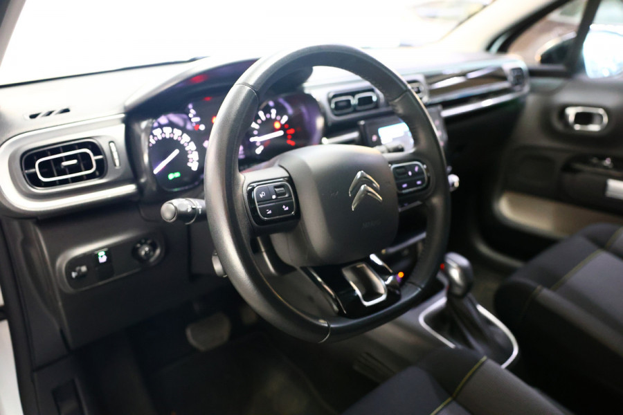 Citroën C3 1.2 PureTech Shine PANO"