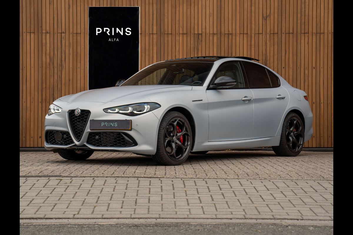 Alfa Romeo Giulia 2.0T 280pk Q4 Competizione | MY24 | Pano-dak | Harman/Kardon Alfa Romeo Giulia 2.0T 280pk Q4 Competizione | MY24 | Pano-dak | Harman/Kardon