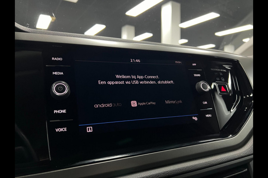 Volkswagen Polo 1.0 TSI APPLE CARPLAY | AIRCO | 95PK |