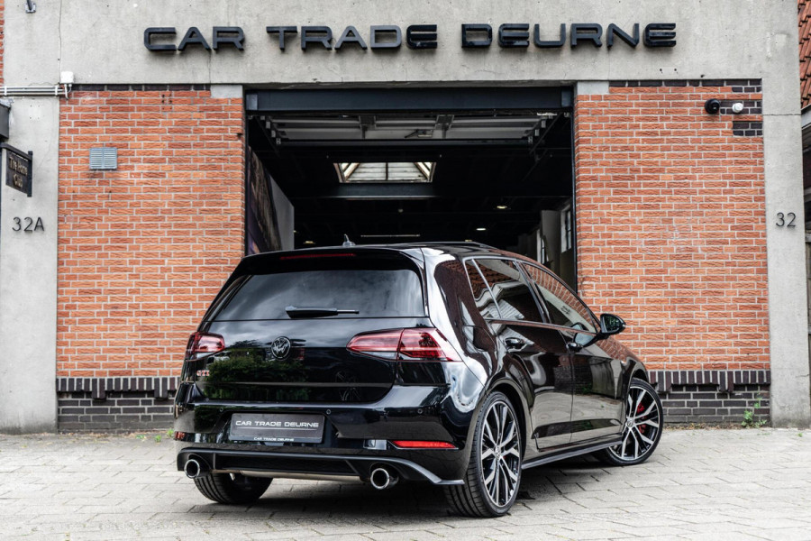 Volkswagen Golf 2.0 TSI GTI Performance Pano / ACC / Camera