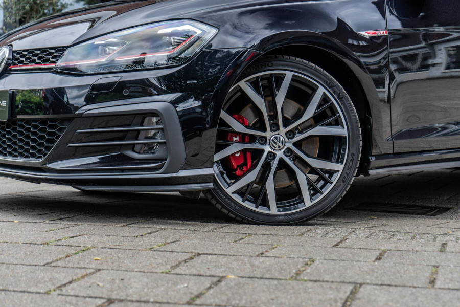 Volkswagen Golf 2.0 TSI GTI Performance Pano / ACC / Camera