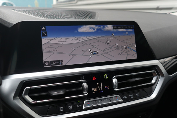 BMW 3 Serie Touring 330e Sportline Harman Kardon / Camera / Trekhaak /