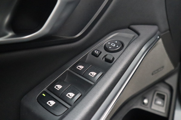 BMW 3 Serie Touring 330e Sportline Harman Kardon / Camera / Trekhaak /