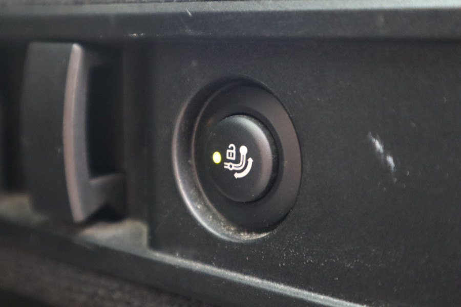 BMW 3 Serie Touring 330e Sportline Harman Kardon / Camera / Trekhaak /