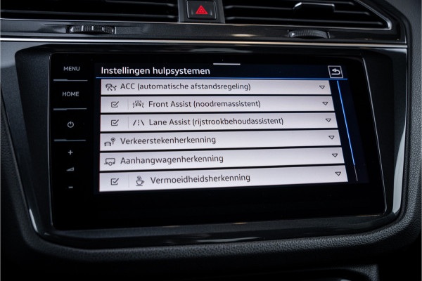 Volkswagen Tiguan 1.5 TSI R-Line Business+ - R Line | Panorama | Elek. Trekhaak | ACC | Camera
