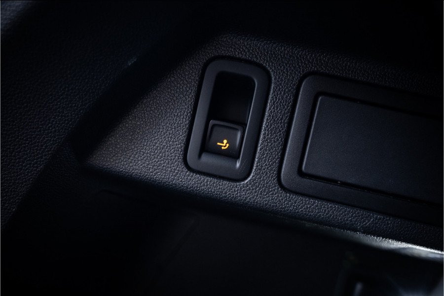 Volkswagen Tiguan 1.5 TSI R-Line Business+ - R Line | Panorama | Elek. Trekhaak | ACC | Camera