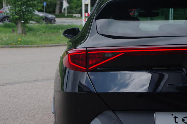 CUPRA Formentor 1.4 e-Hybrid VZ Performance PHEV, Groot-Navigatie, Adap. Cruise Control, Camera