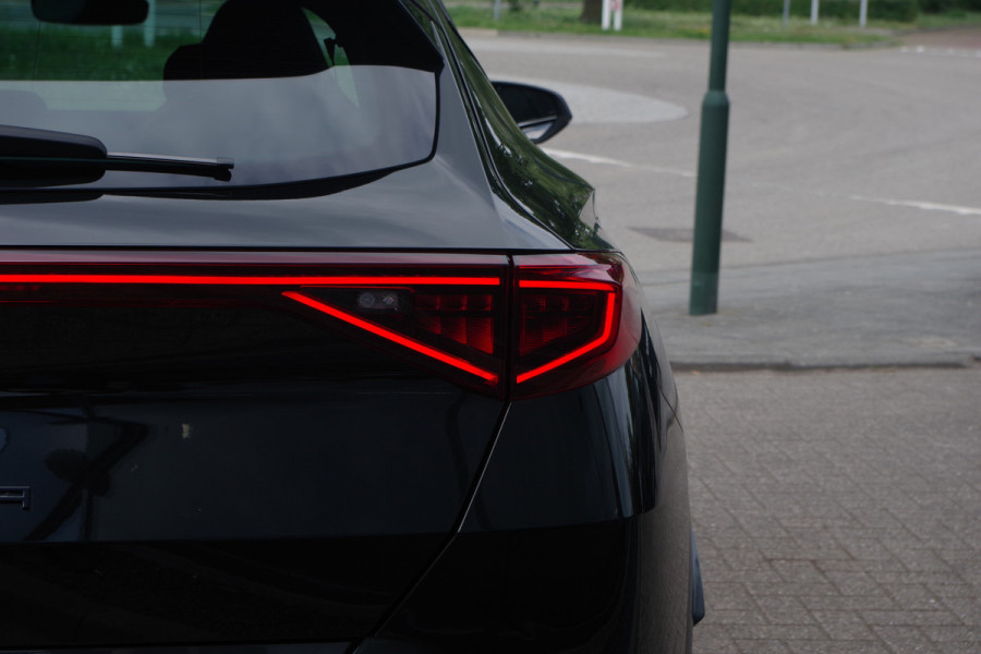 CUPRA Formentor 1.4 e-Hybrid VZ Performance PHEV, Groot-Navigatie, Adap. Cruise Control, Camera