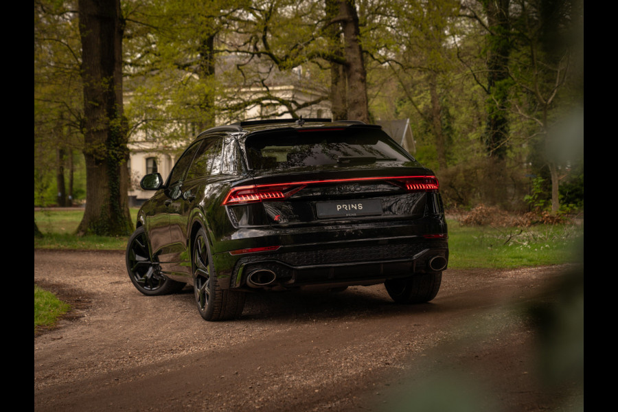 Audi RS Q8 Quattro | Akrapovic | B&O | Stoelventilatie | Pano-dak | Massage | Head-up | Adapt. cruise | Fabrieksgarantie 2027