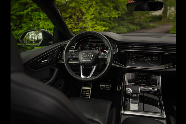 Audi RS Q8 Quattro | Akrapovic | B&O | Stoelventilatie | Pano-dak | Massage | Head-up | Adapt. cruise | Fabrieksgarantie 2027