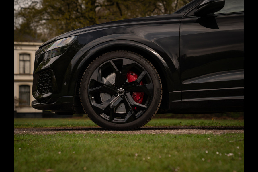 Audi RS Q8 Quattro | Akrapovic | B&O | Stoelventilatie | Pano-dak | Massage | Head-up | Adapt. cruise | Fabrieksgarantie 2027