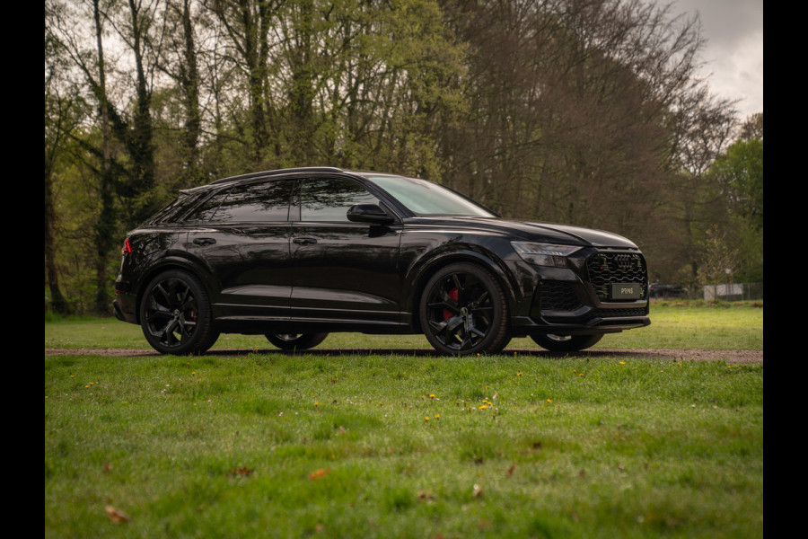 Audi RS Q8 Quattro | Akrapovic | B&O | Stoelventilatie | Pano-dak | Massage | Head-up | Adapt. cruise | Fabrieksgarantie 2027