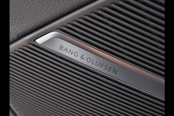 Audi Q8 60 TFSI e QUATTRO PRO LINE S COMPETITION | PANORAMADAK | EXCLUSIVE INTERIEUR | BANG&OLUFSEN | HEAD-UP | TREKHAAK | SOFT-CLOSE |