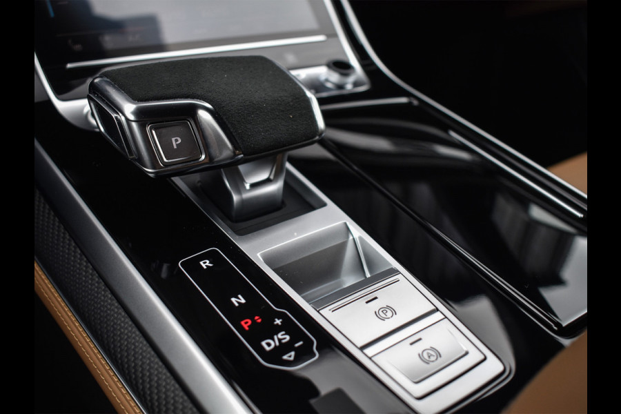 Audi Q8 60 TFSI e QUATTRO PRO LINE S COMPETITION | PANORAMADAK | EXCLUSIVE INTERIEUR | BANG&OLUFSEN | HEAD-UP | TREKHAAK | SOFT-CLOSE |