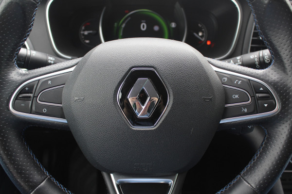 Renault MEGANE Estate 1.2 TCe GT-Line / Trekhaak / Camera / Bose / Keyless / 17'' / Navigatie / Getint glas / Dodehoek / DAB / Cruise Control