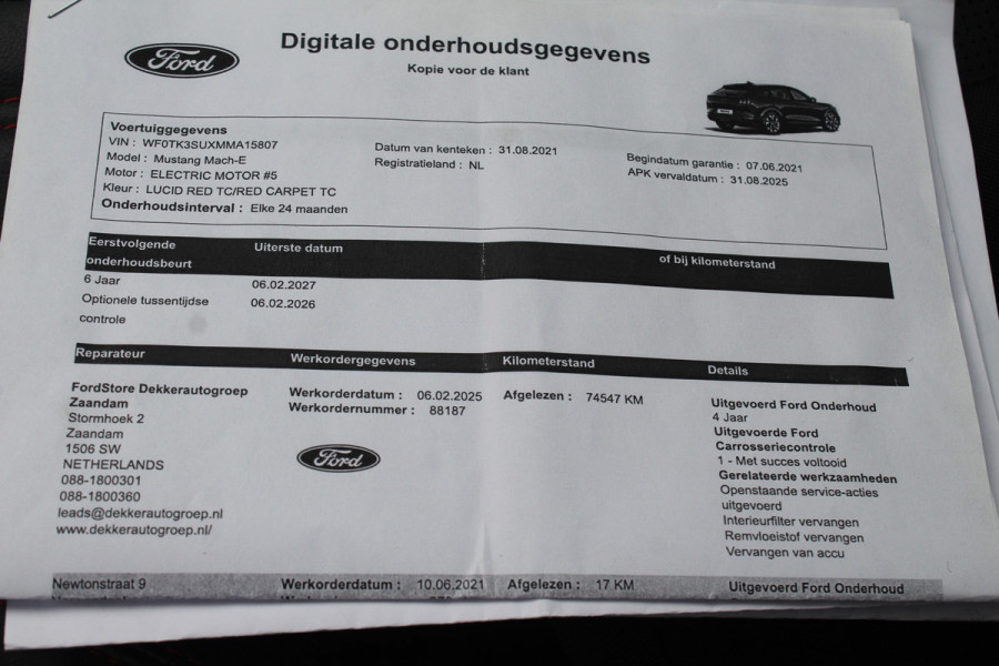 Ford Mustang Mach-E Extended First Edition AWD 98 kWh / Glascoating / Panoramadak / Camera / Leder / 19'' / B&O / Keyless / DAB / Dodehoek / ACC / Navigatie / Sfeerverlichting / Stoelverwarming