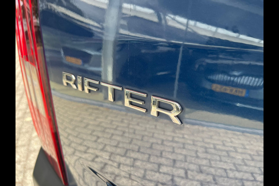 Peugeot Rifter 1.2i GT Automaat | Pano-Dak | Climate | Navi | (occasion)