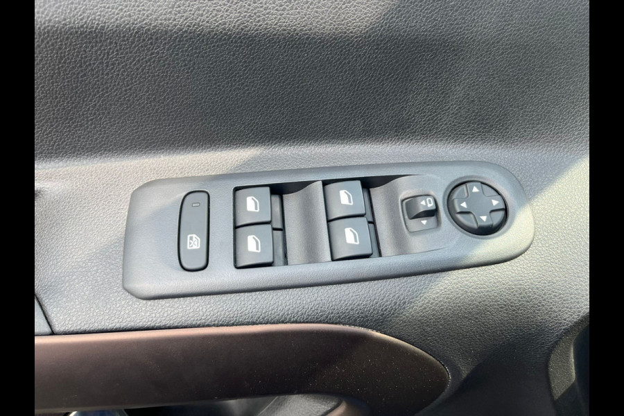 Peugeot Rifter 1.2i GT Automaat | Pano-Dak | Climate | Navi | (occasion)