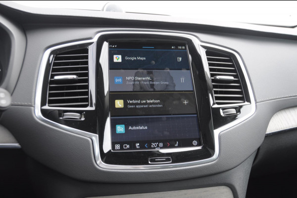 Volvo XC90 T8 455PK Automaat Plug-in hybrid AWD Ultra Dark Luchtvering / Bowers & Wilkins audio / Trekhaak / Massage / Stoelverwarming en ventilatie / Elektrisch bedienbare voorstoelen met geheugen / Trekhaak / Panoramadak / Head-up Display /