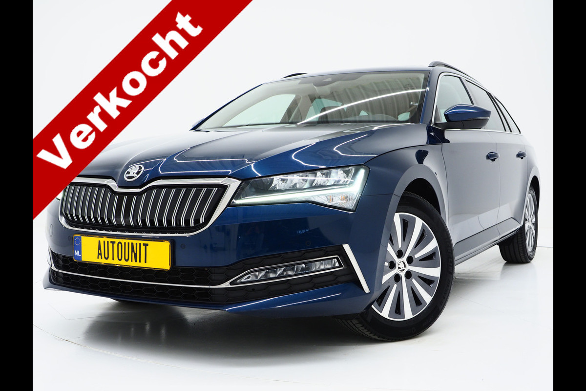 Škoda Superb Combi 1.4 TSI iV 218PK | Panoramadak | Trekhaak | Camera | Keyless | Adaptive Cruise | Carplay Škoda Superb Combi 1.4 TSI iV 218PK | Panoramadak | Trekhaak | Camera | Keyless | Adaptive Cruise | Carplay