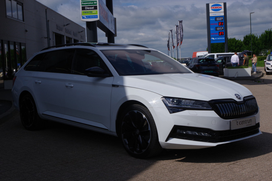 Škoda Superb Combi 1.4 TSI iV 218 PK Sportline Bns, Panoramadak, 360° Camera, Memory, 4x Stoelverwarming