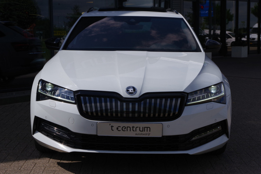 Škoda Superb Combi 1.4 TSI iV 218 PK Sportline Bns, Panoramadak, 360° Camera, Memory, 4x Stoelverwarming