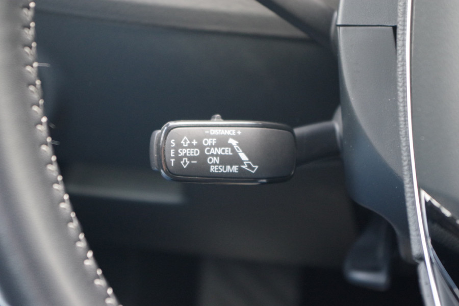 Škoda Superb Combi 1.4 TSI iV 218 PK Sportline Bns, Panoramadak, 360° Camera, Memory, 4x Stoelverwarming