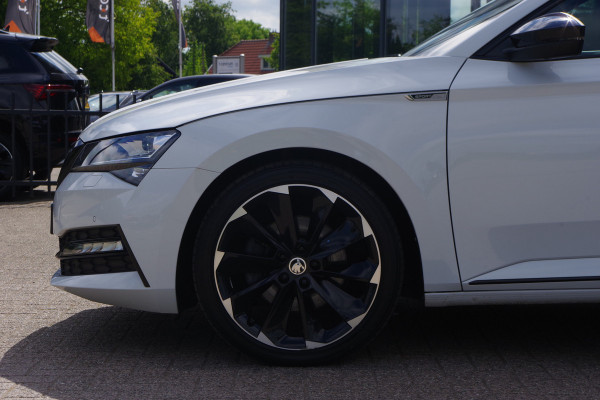 Škoda Superb Combi 1.4 TSI iV 218 PK Sportline Bns, Panoramadak, 360° Camera, Memory, 4x Stoelverwarming