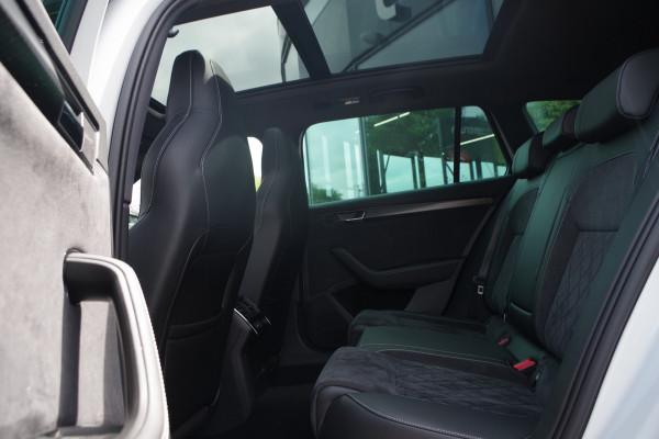 Škoda Superb Combi 1.4 TSI iV 218 PK Sportline Bns, Panoramadak, 360° Camera, Memory, 4x Stoelverwarming