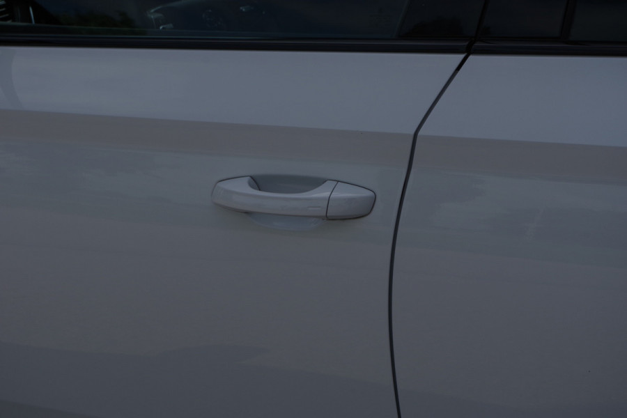 Škoda Superb Combi 1.4 TSI iV 218 PK Sportline Bns, Panoramadak, 360° Camera, Memory, 4x Stoelverwarming