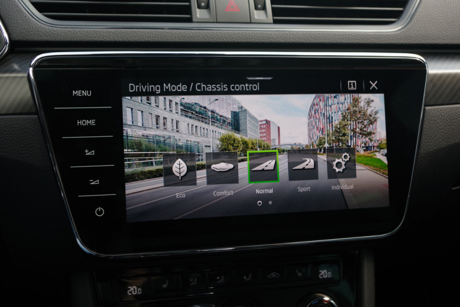 Škoda Superb Combi 1.4 TSI iV 218 PK Sportline Bns, Panoramadak, 360° Camera, Memory, 4x Stoelverwarming