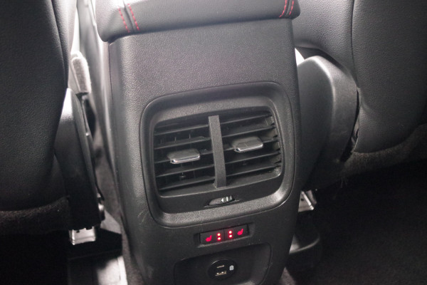 Ford Kuga 2.5 PHEV 225 PK ST-Line X, Trekhaak, Adap. Cruise Control, Winterpakket, 19" LM, Camera, 4x Stoelverwarming