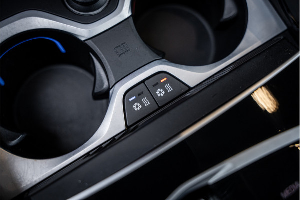 BMW X5 xDrive50e Launch Edition - M Sport | Massage | H&K | Elek. Trekhaak | 360 Camera