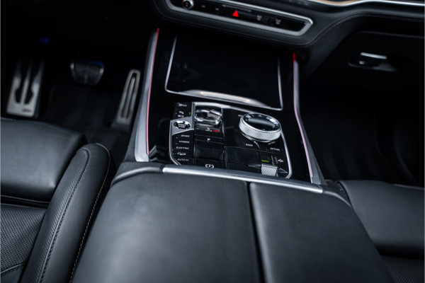 BMW X5 xDrive50e Launch Edition - M Sport | Massage | H&K | Elek. Trekhaak | 360 Camera