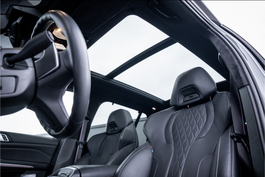 BMW X5 xDrive50e Launch Edition - M Sport | Massage | H&K | Elek. Trekhaak | 360 Camera