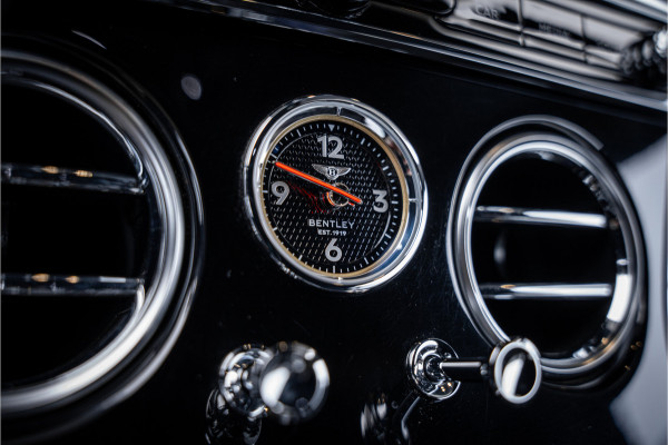 Bentley Continental GT 4.0 V8 - Mulliner | Naim Audio | Rotating Display | Carbon