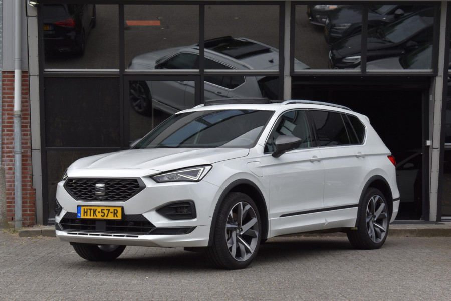 Seat Tarraco 1.4 TSI e-Hybrid Business FR Pano Kuip 360C Lane Trekhaak ACC