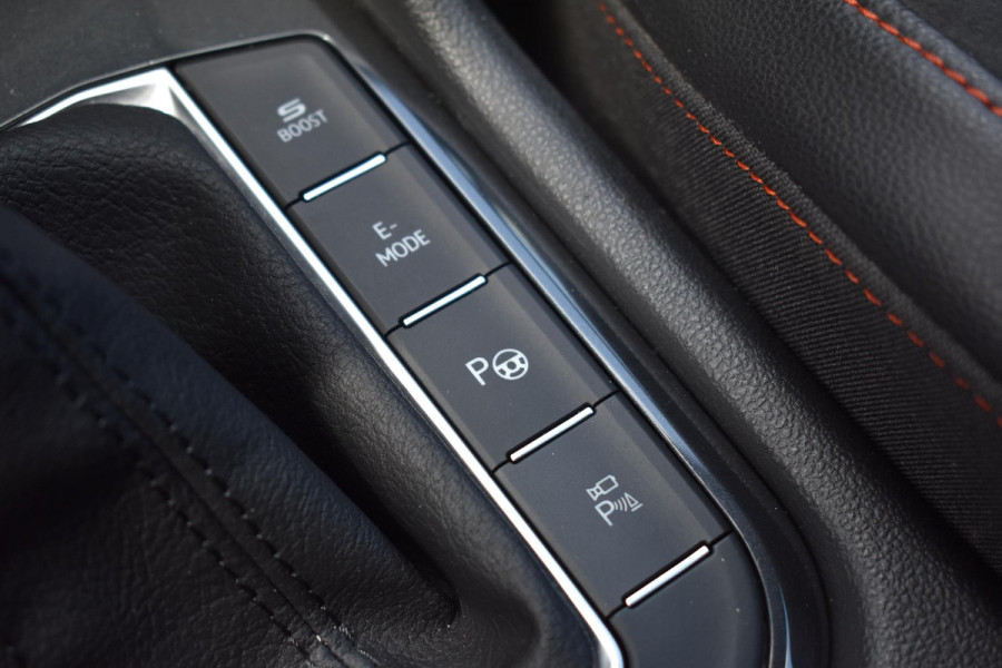 Seat Tarraco 1.4 TSI e-Hybrid Business FR Pano Kuip 360C Lane Trekhaak ACC