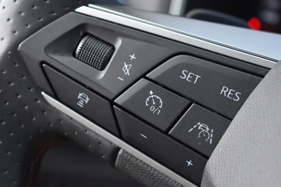 Seat Tarraco 1.4 TSI e-Hybrid Business FR Pano Kuip 360C Lane Trekhaak ACC