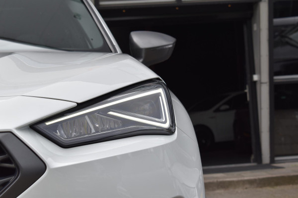 Seat Tarraco 1.4 TSI e-Hybrid Business FR Pano Kuip 360C Lane Trekhaak ACC